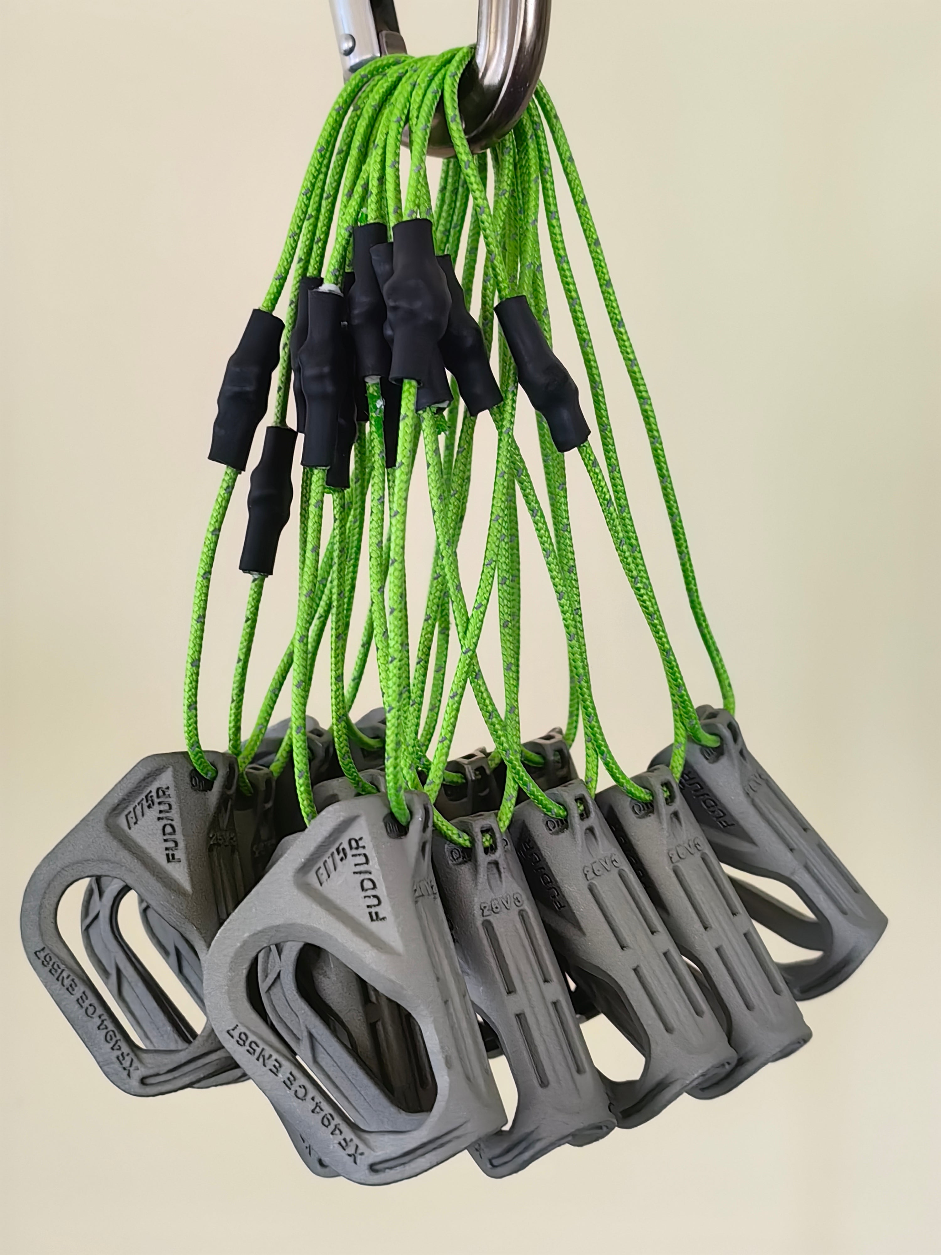 The ultralight multi-purpose rope grab is a standard ascender