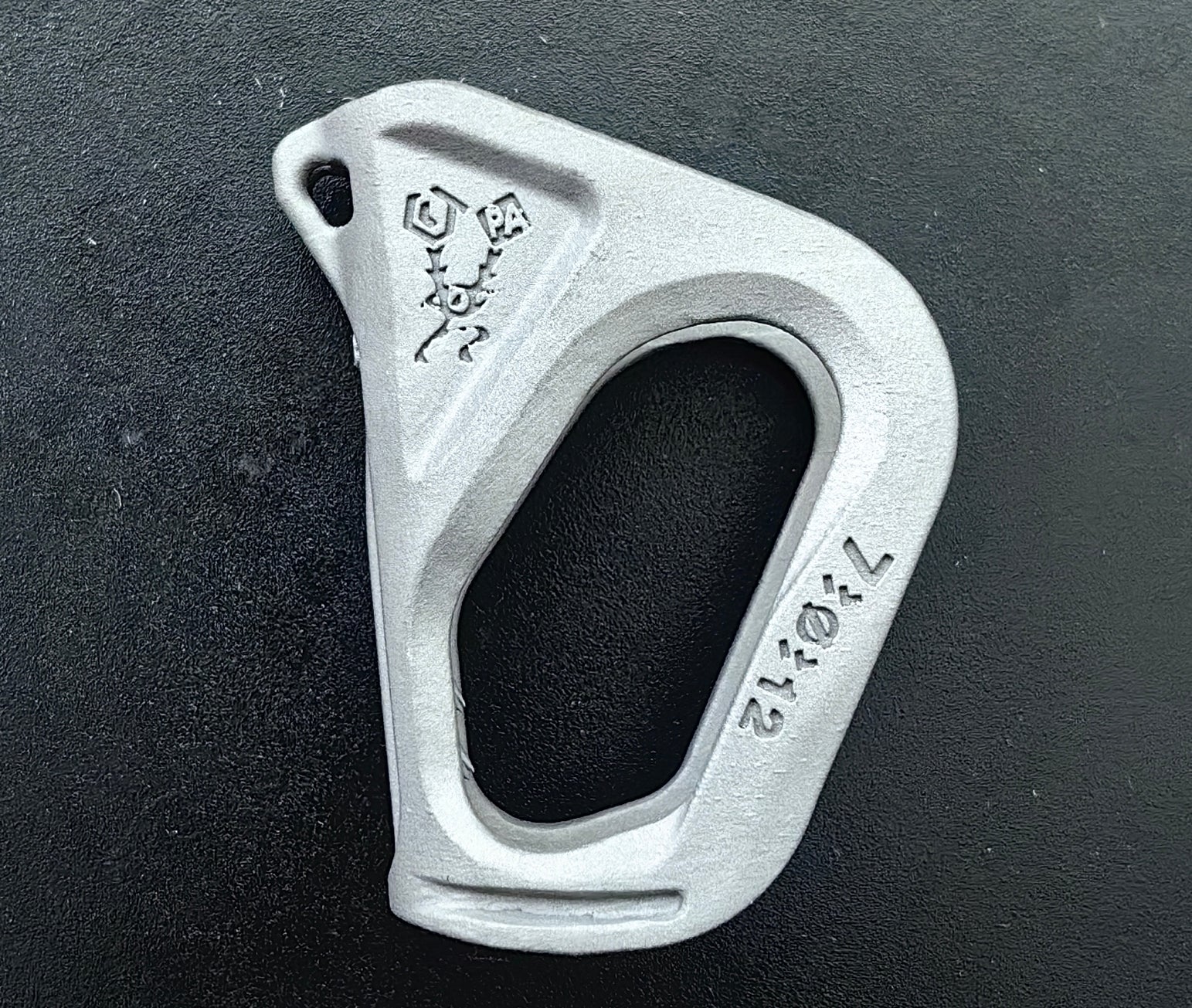 The ultralight multi-purpose rope grab is a standard ascender